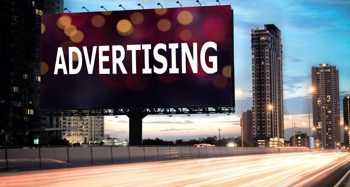 How Outdoor Advertising Can Work with Digital Marketing