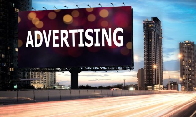 How Outdoor Advertising Can Work with Digital Marketing